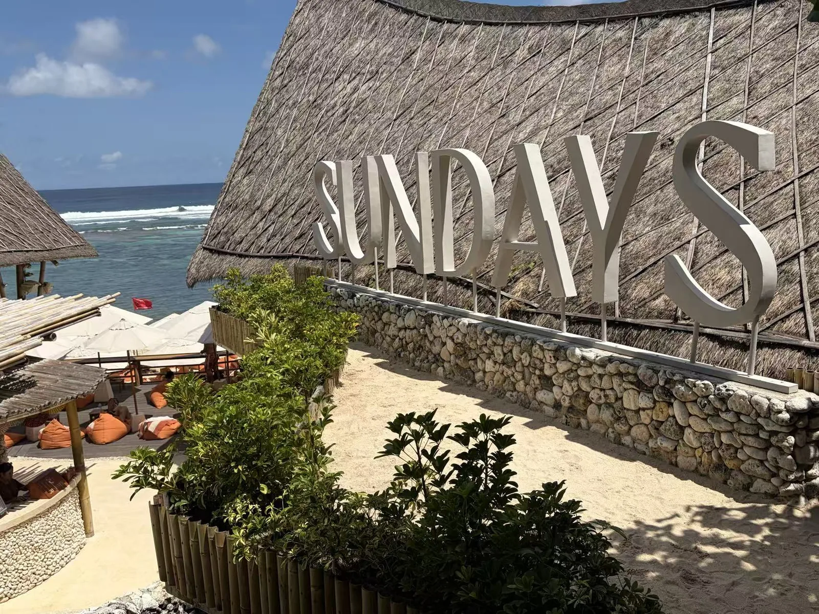 Sunday Beach Club moment in Uluwatu